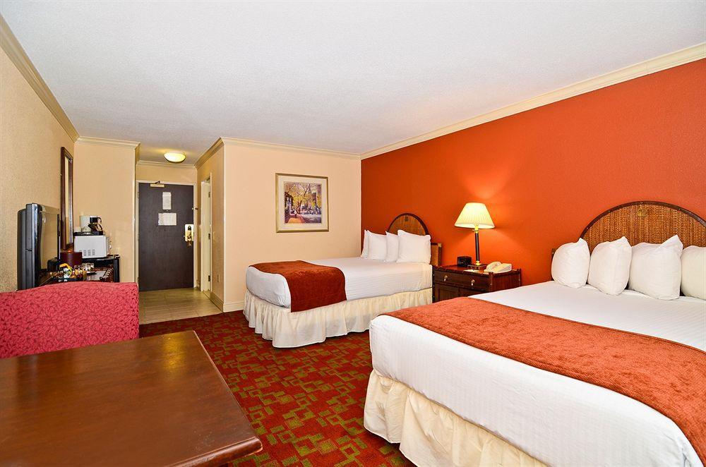 Holiday Inn Express & Suites - Shreveport - Downtown, An Ihg Hotel Habitación foto